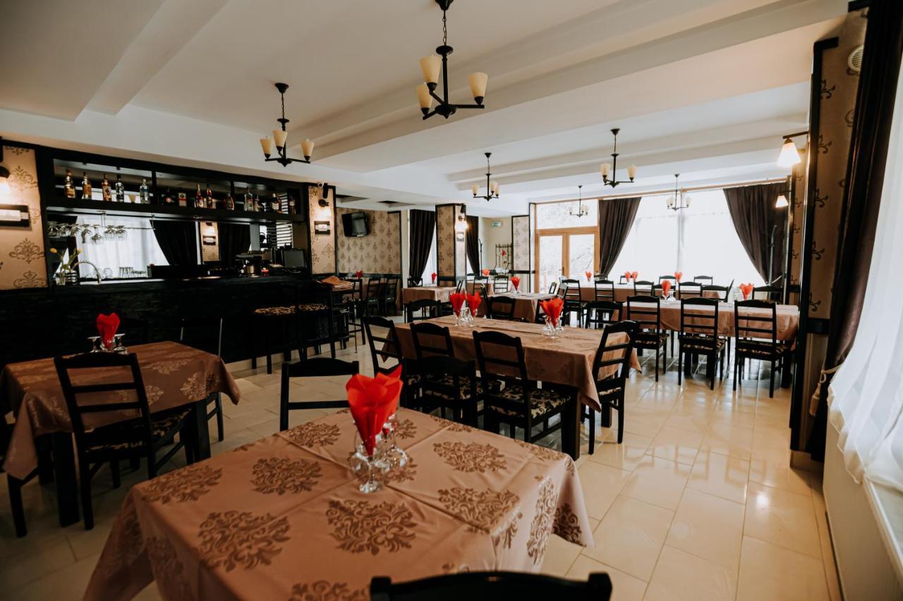 Guest House Lacul Linistit 모네아사 외부 사진